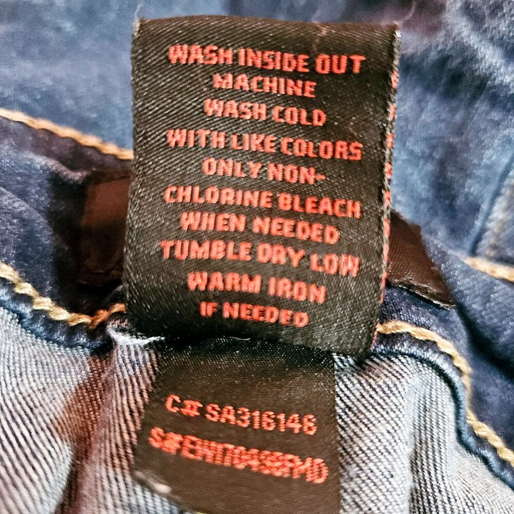 Earl Boyfriend Distressed Denim Jeans - Picture 8 of 9